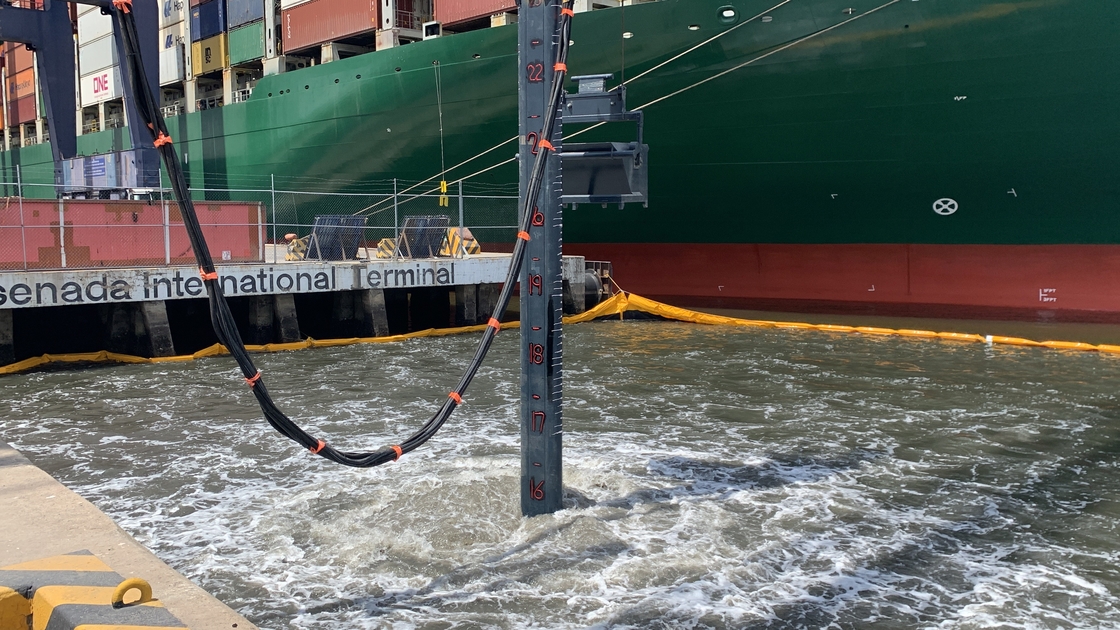 3 Fase Inverter Drive Feed bawah Vibroflot Peralatan Peningkatan Tanah Vibro penggantian Batu Kolom